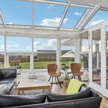 Holiday home In With Wifi *